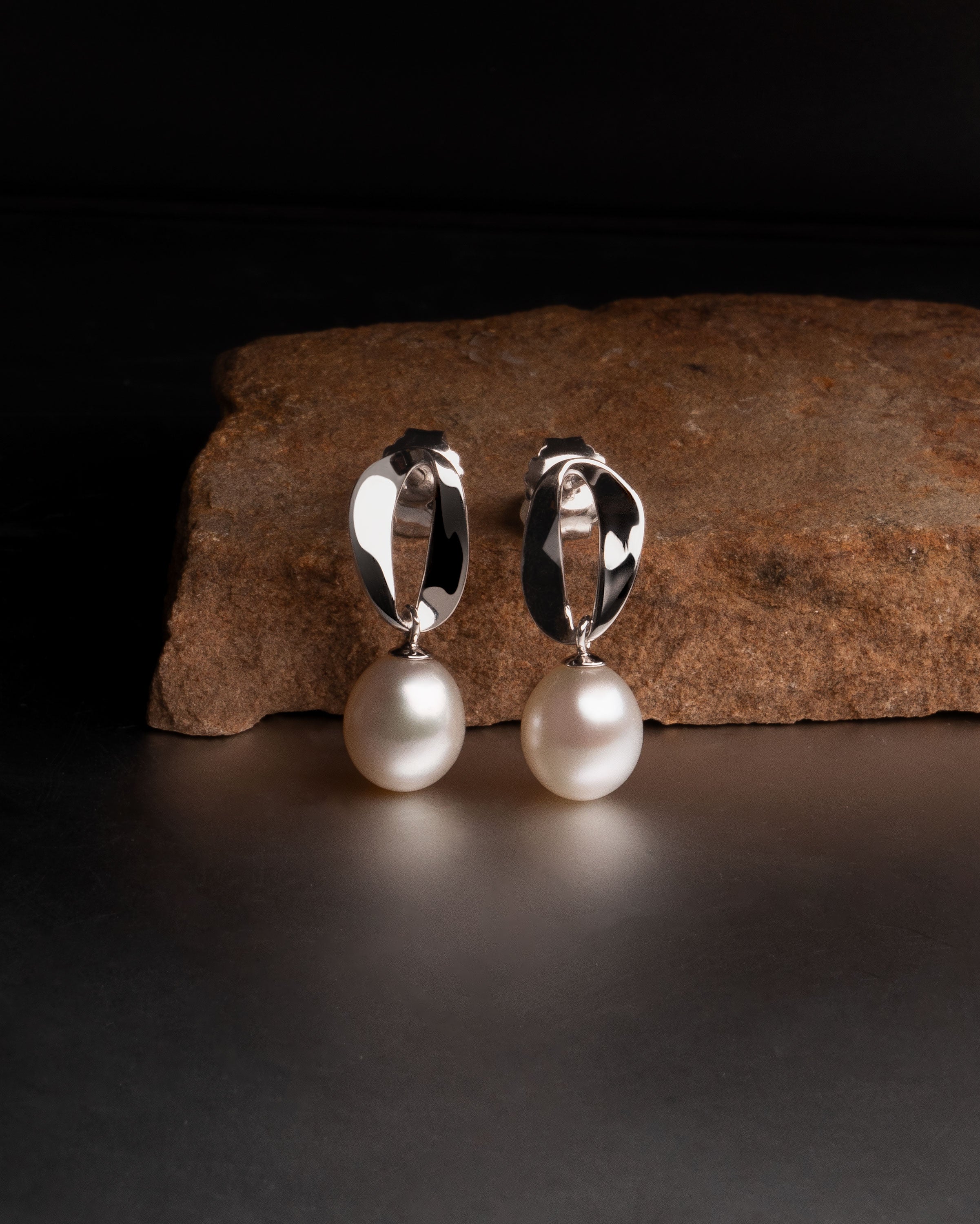 Pendientes Venus perla gota de agua 7-8 mm en plata de ley | Colección Bloom