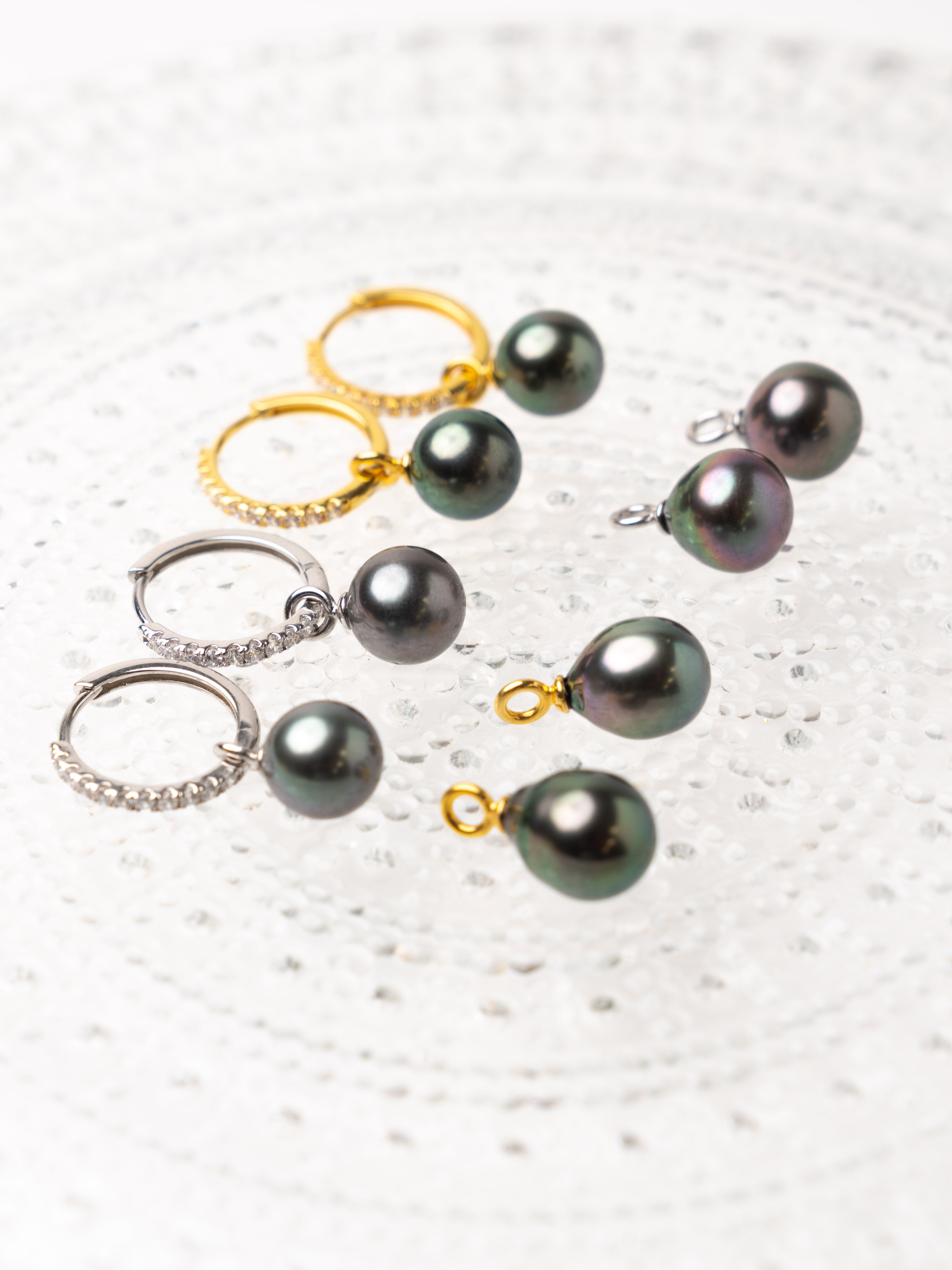 Gold Vermeil Earrings with Round Tahitian Pearl