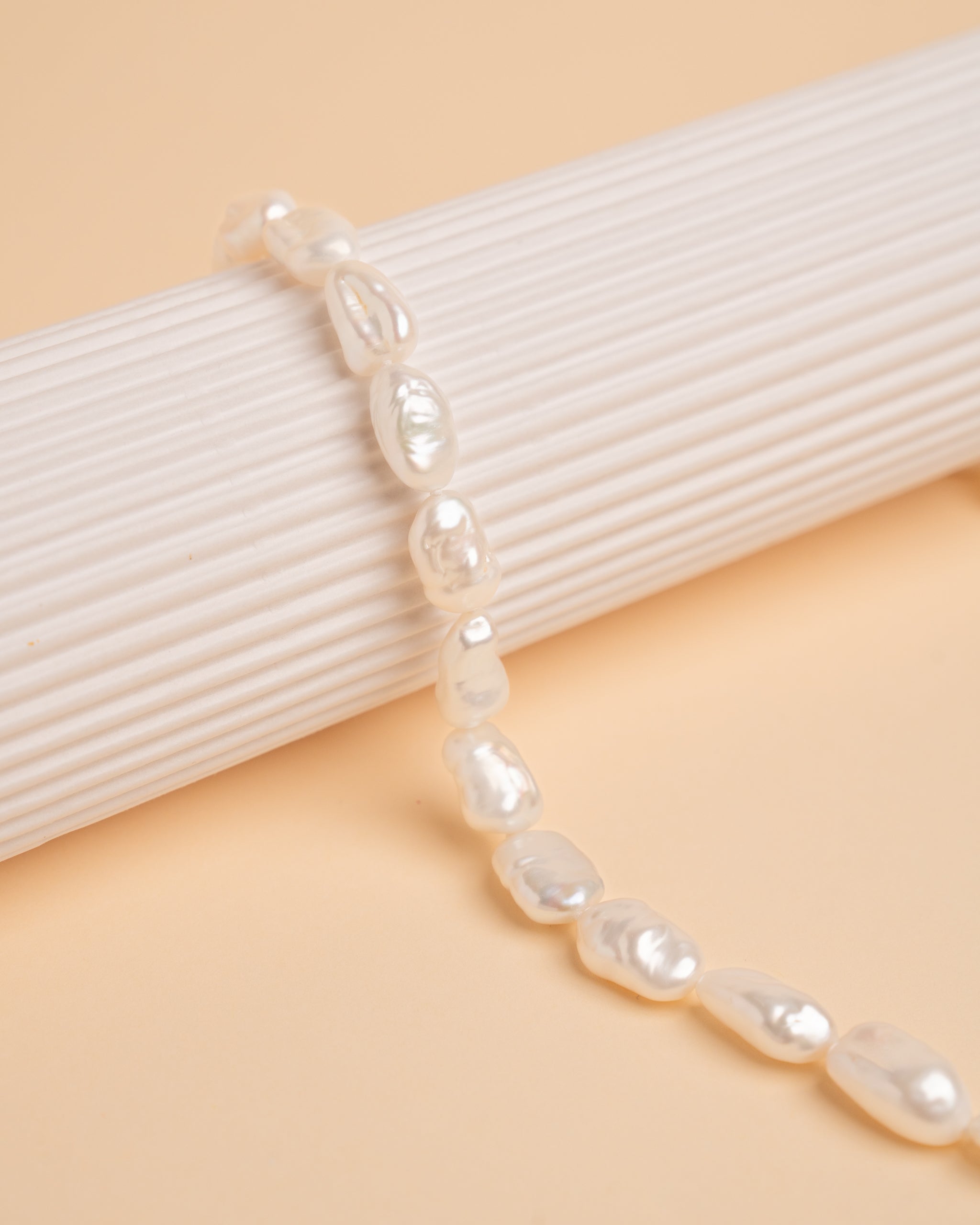 foto de collar de perlas cultivadas de agua dulce barrocas keshi 9-10mm 42 cm de largo secret & you