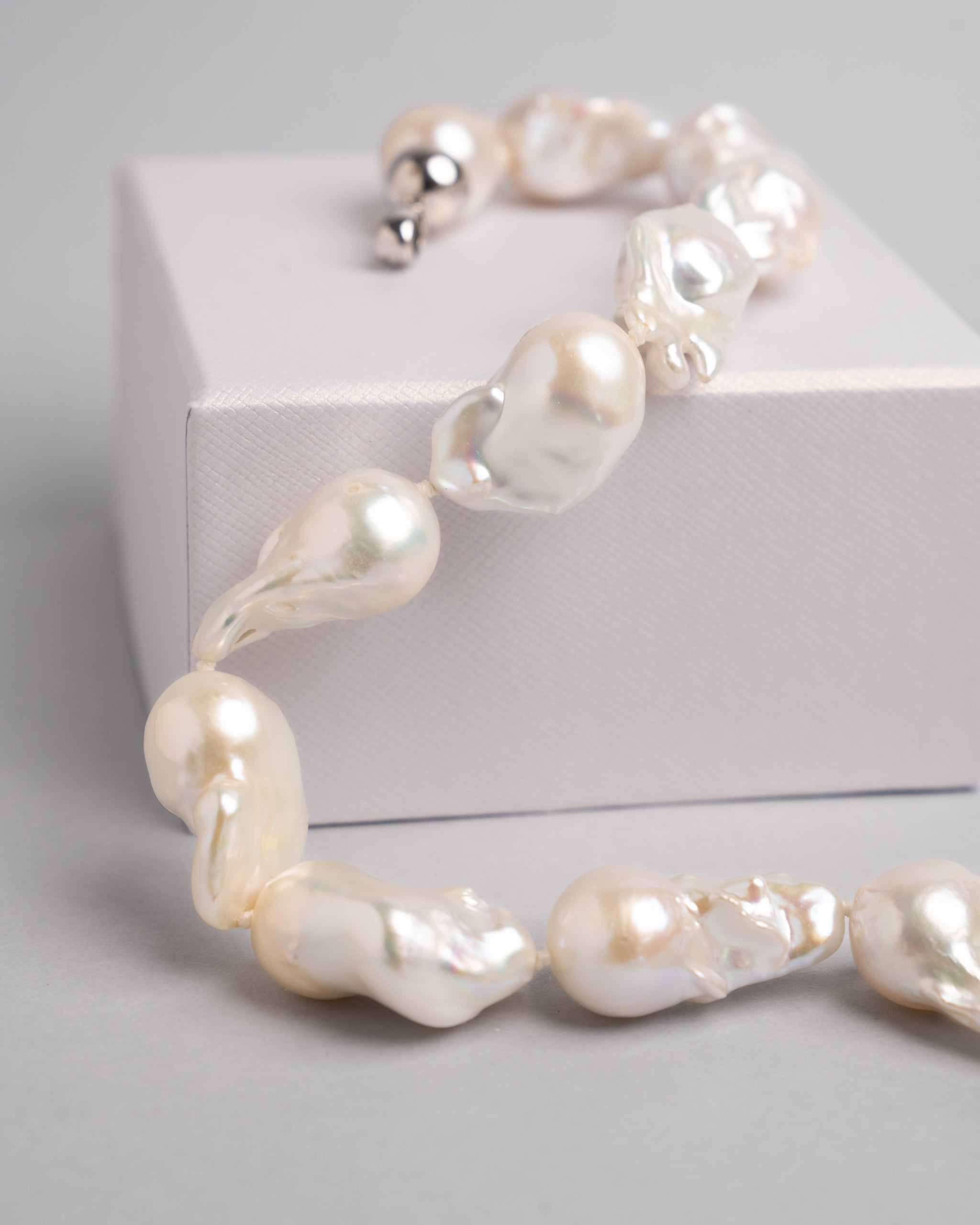 Freshwater Fireball Pearl Necklace 13-15mm, 45cm.