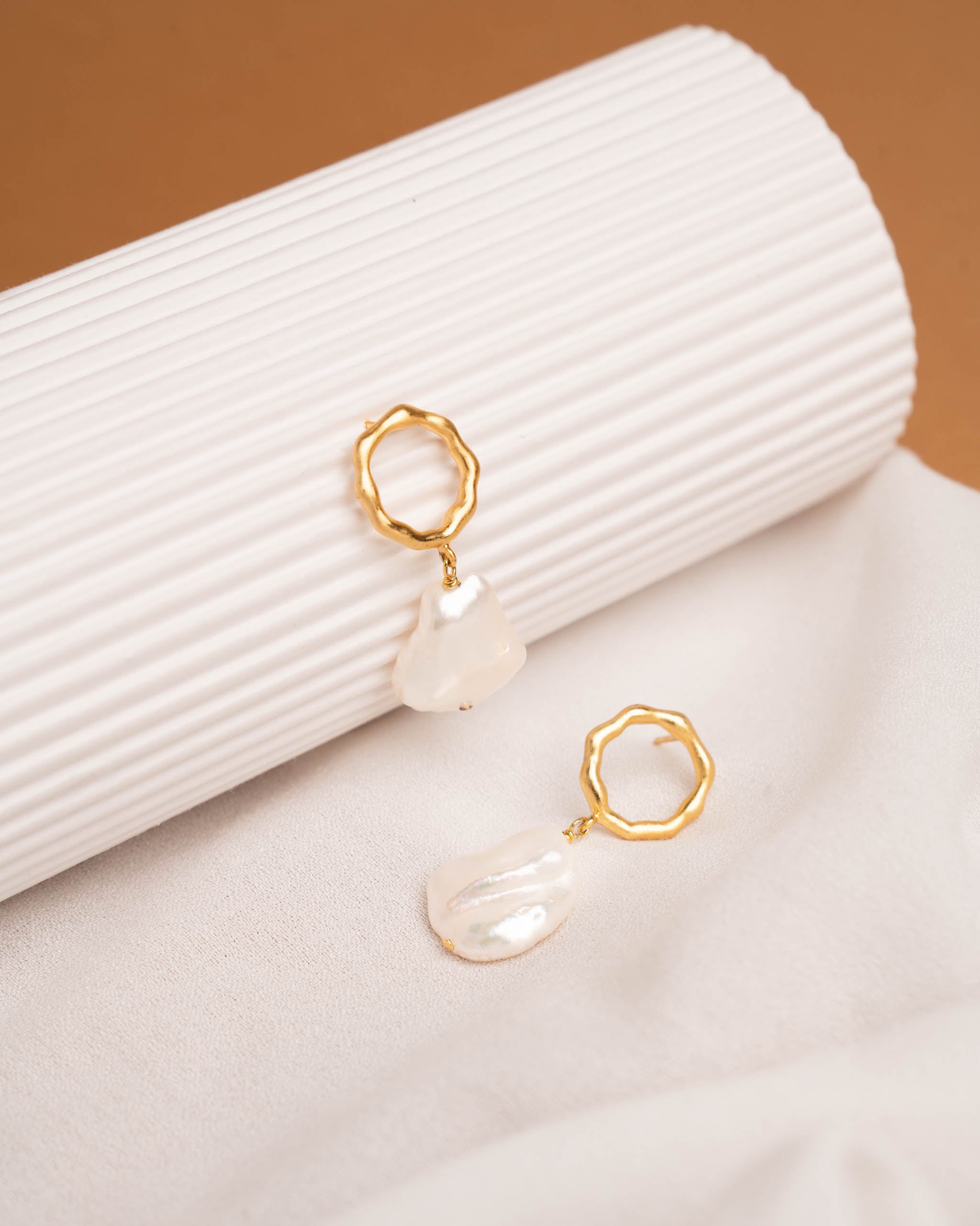 pendientes perlas cultivadas barroccas keshi grandes plata de ley bañada en oro de mujer Secret & You