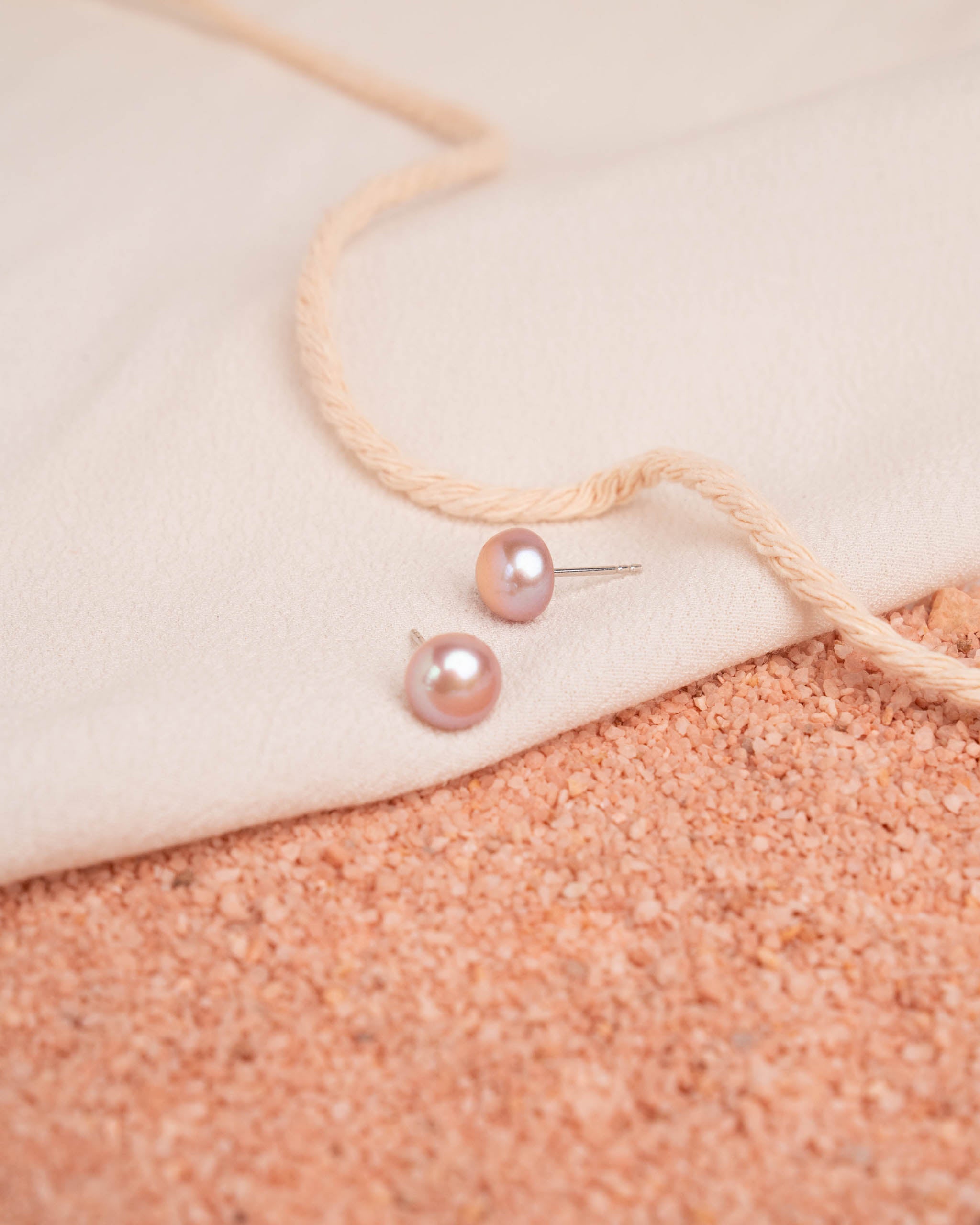 Pendientes de Perlas de Agua Dulce Botón y Plata de Ley de Color Lavanda-Rosa