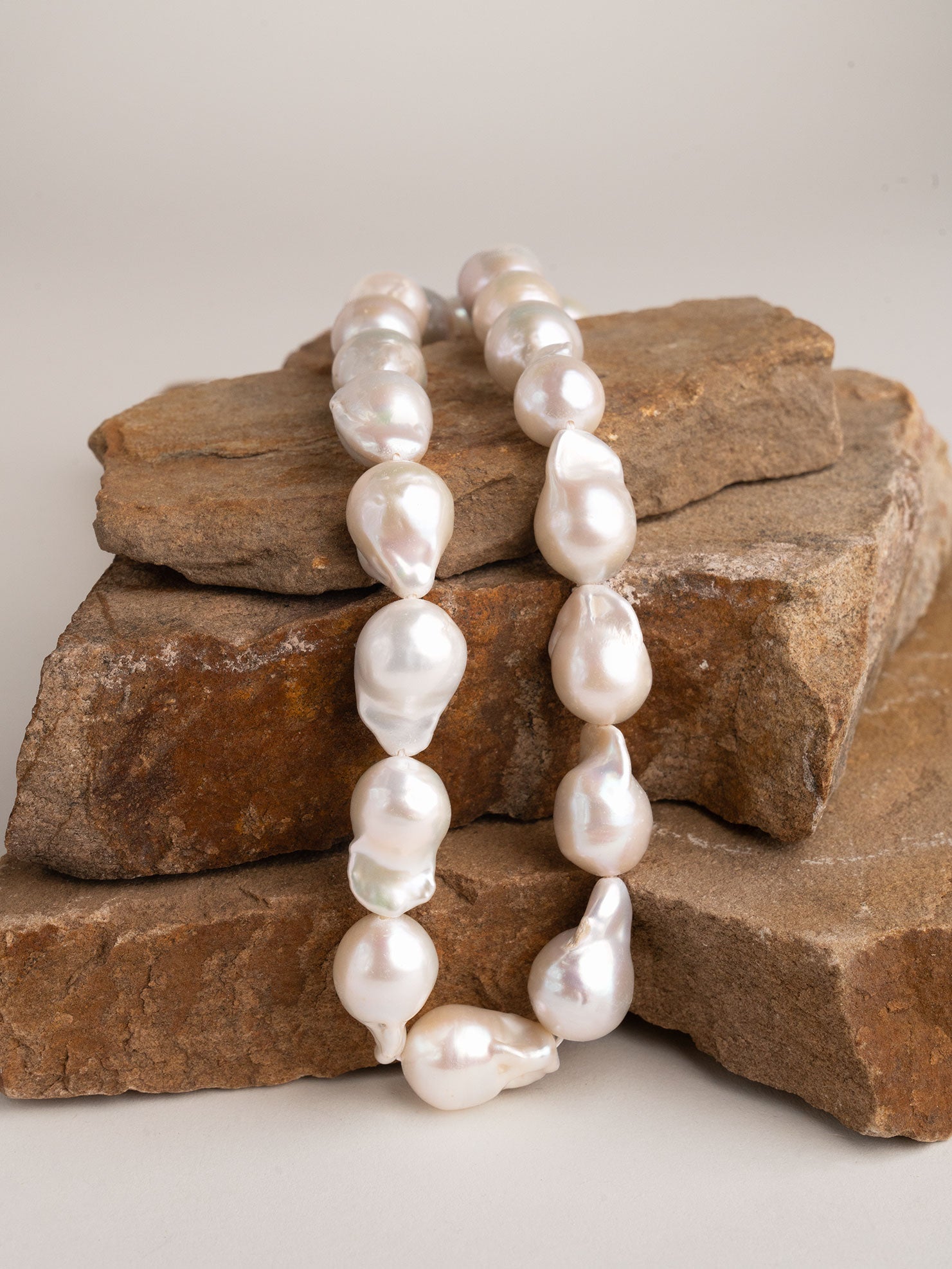Foto Collar de Perlas de Agua Dulce Barrocas de 10-12mm