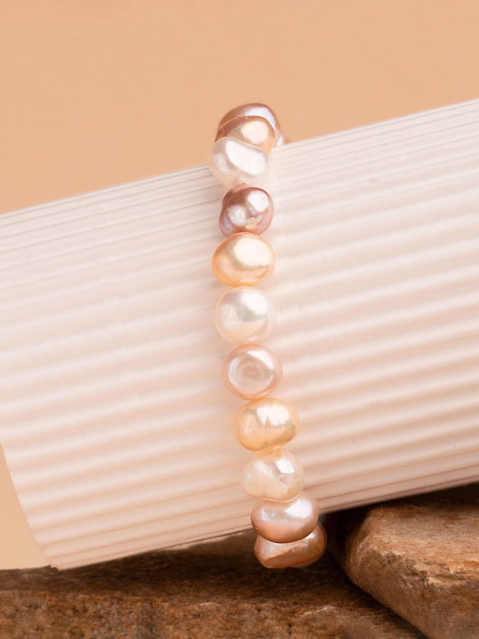 Pulsera Elástica de Perlas Barrocas de Agua Dulce Color blanco y tonos rosados 8-9 mm Secret & You