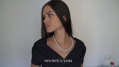 video de collar de perlas cultivadas de agua dulce redondas de 6,5-7,5 mm secret & you