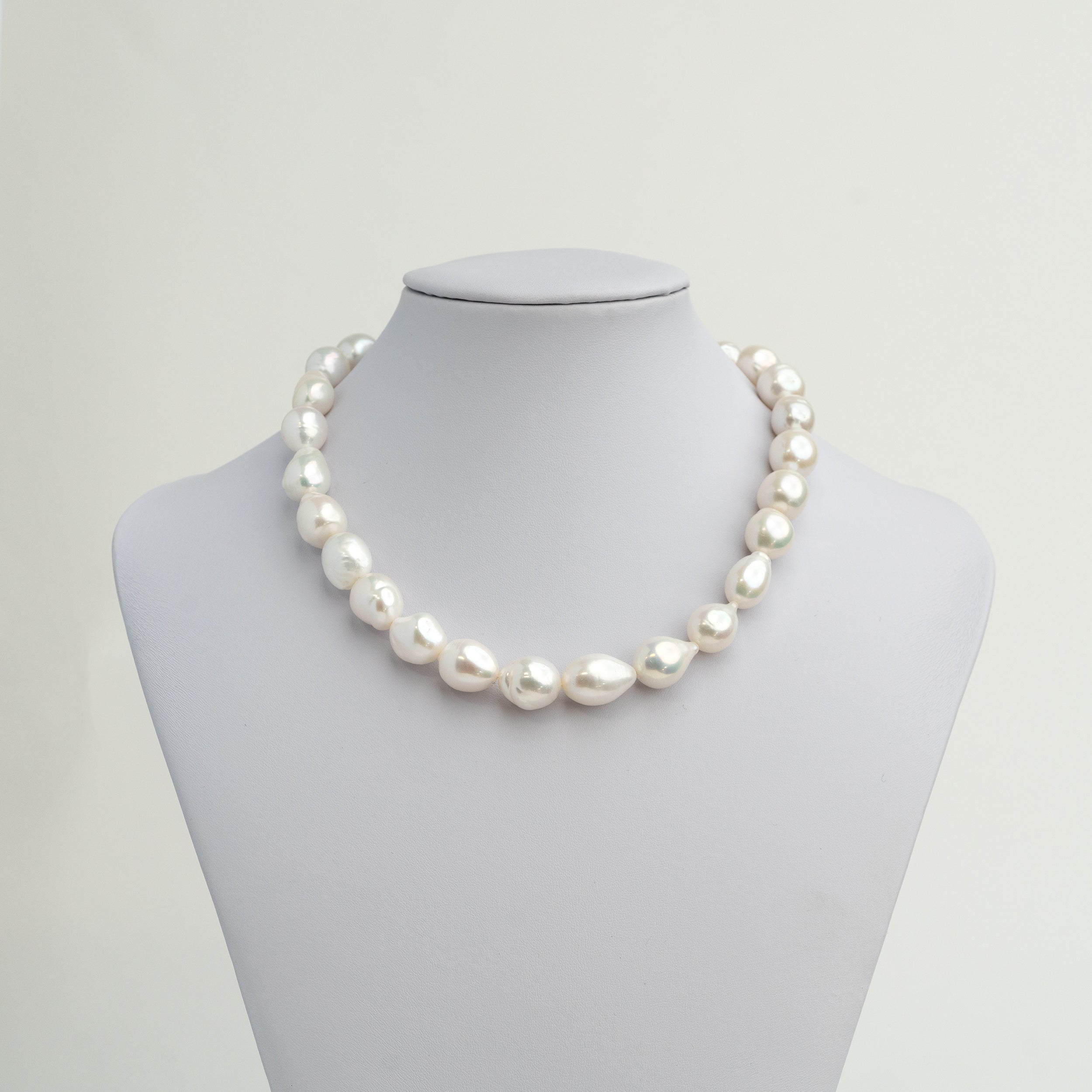 Products Collar de Perlas Cultivadas de Agua Dulce Edison Semi - Redondas Grandes 12-14 AA+