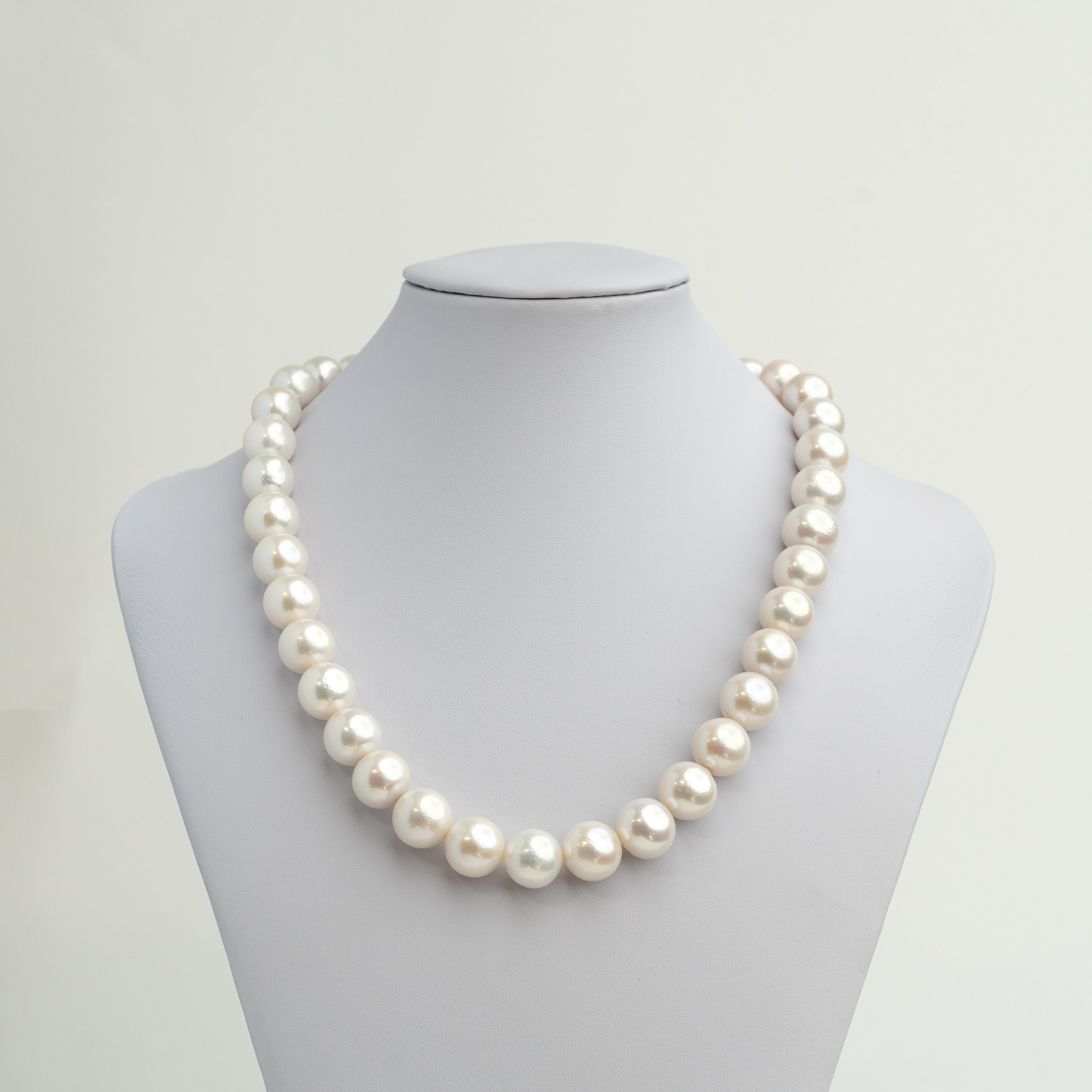 Collar de Perlas Cultivadas de Agua Dulce Edison Semi - Redondas 11-12 AAA