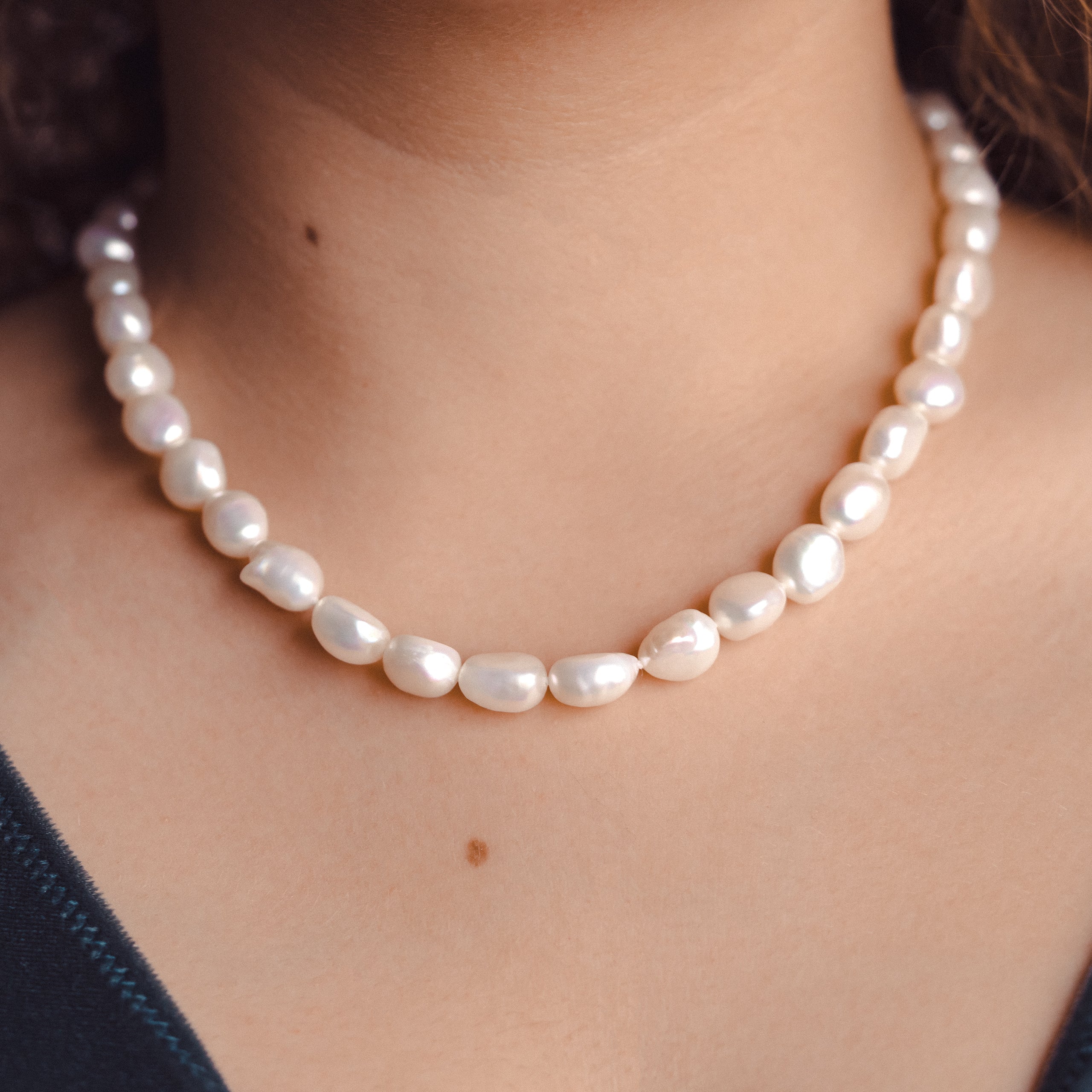 Collar de Perlas Cultivadas de Agua Dulce Redondas de 4,5-5,0mm 42 cm de  largo en Plata de Ley