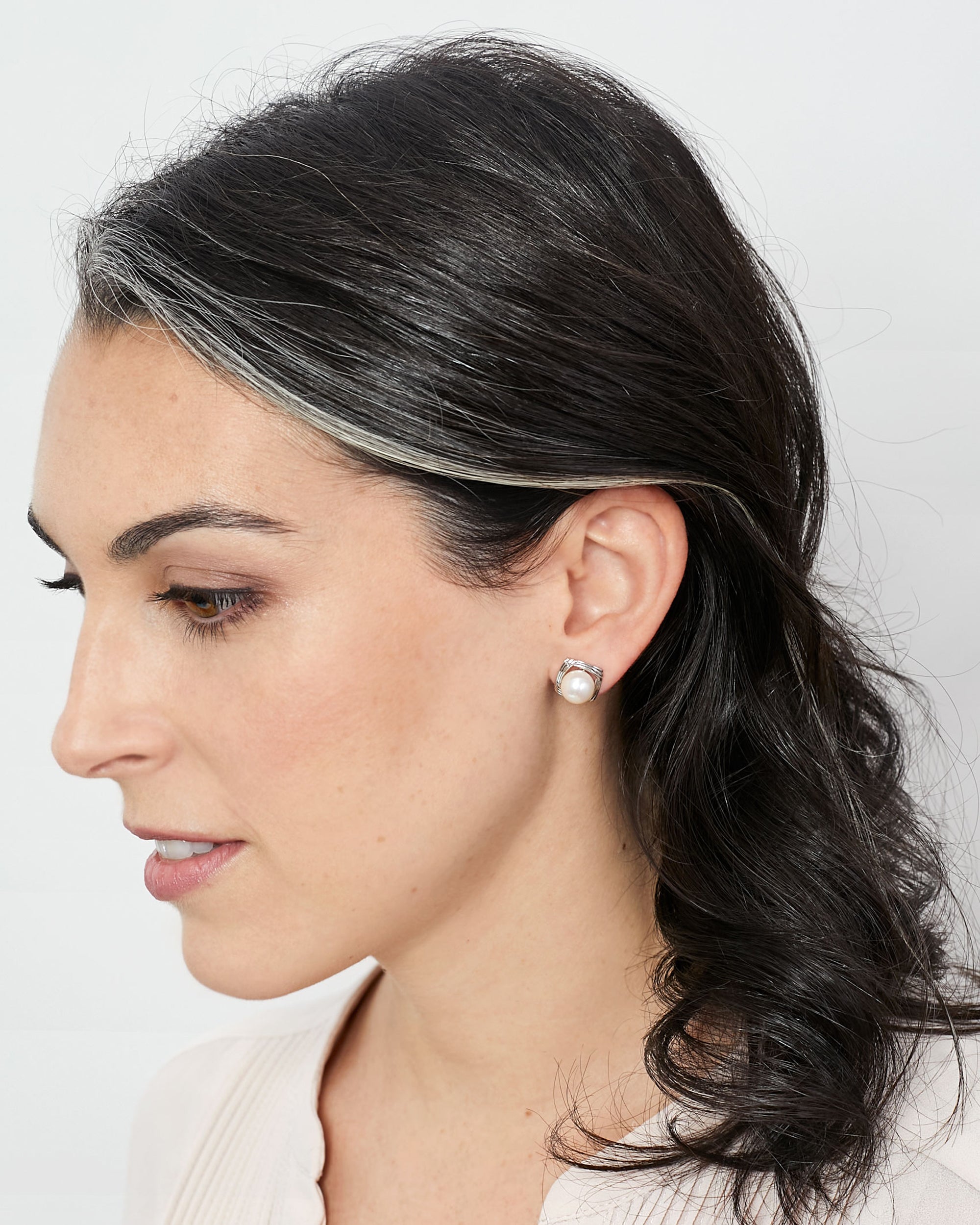 Freshwater Button Pearl Earrings 8 - 9 mm Sterling Silver